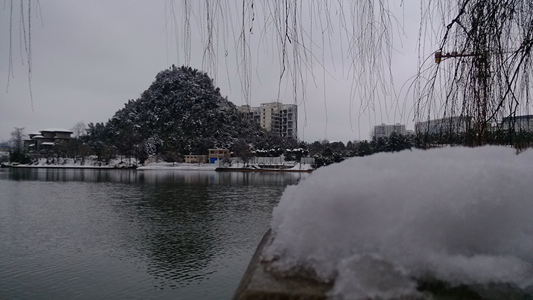 2月18日貴陽(yáng)下大雪了